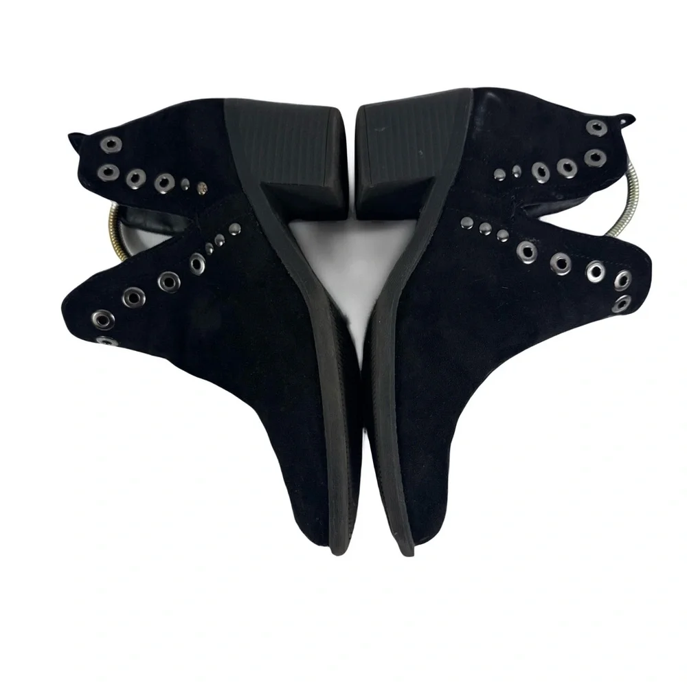 Women's Grommet Ankle Booties - Side Cut Out, Pull On, Stacked Heel Black Sz: 7